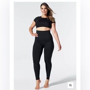 BLANQI EVERYDAY
Black Highwaist Postpartum + Nursing Support Leggings